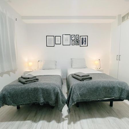 Gmc Turistics - Great Apartment For Groups & Families 马拉加 外观 照片