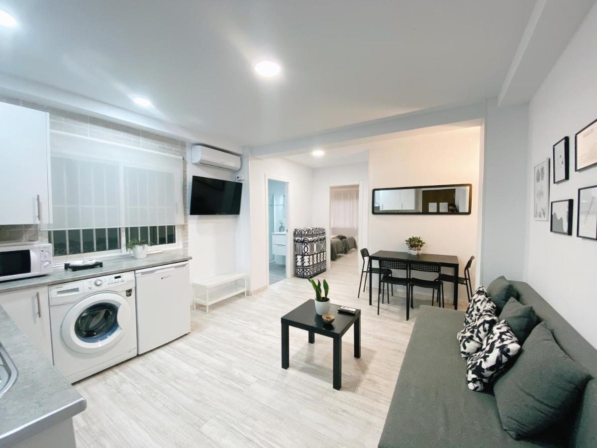 Gmc Turistics - Great Apartment For Groups & Families 马拉加 外观 照片